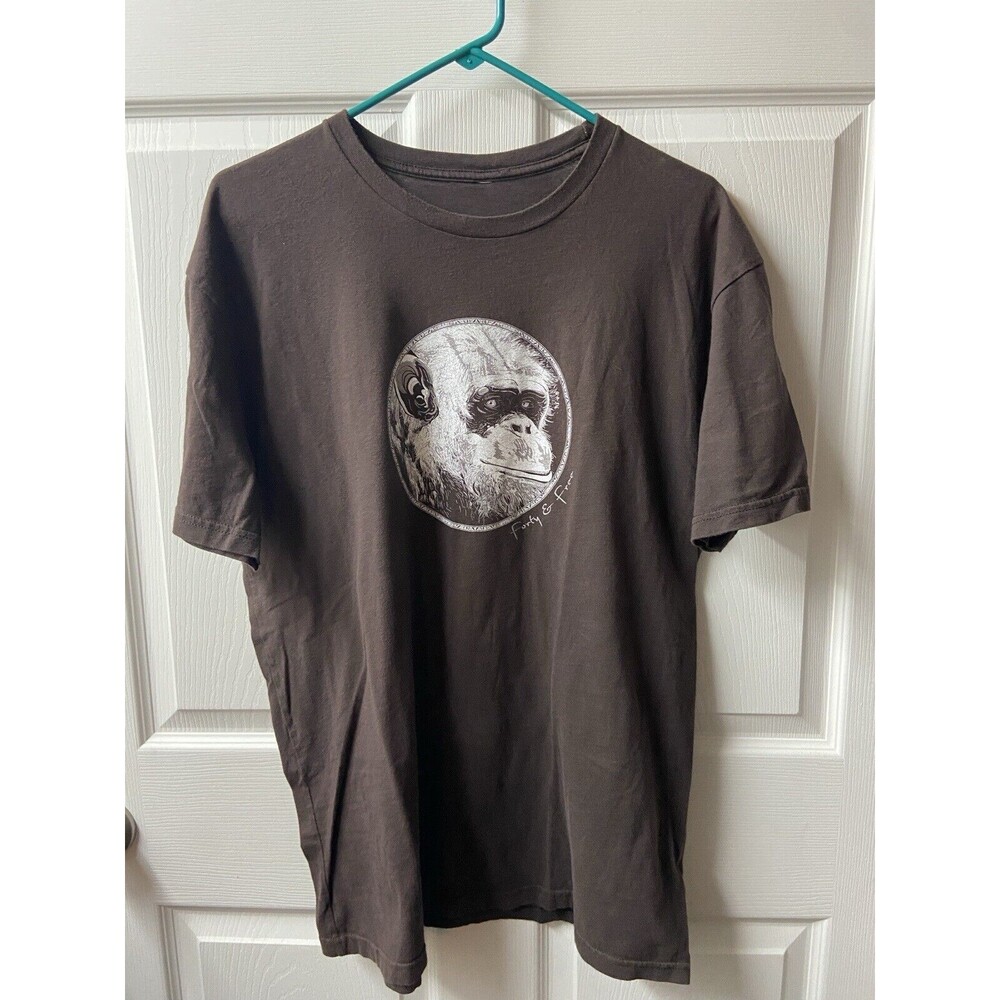 Fourty and Free Mens Short Sleeved Crew Neck T shirt Size L no tags Chimpanzee